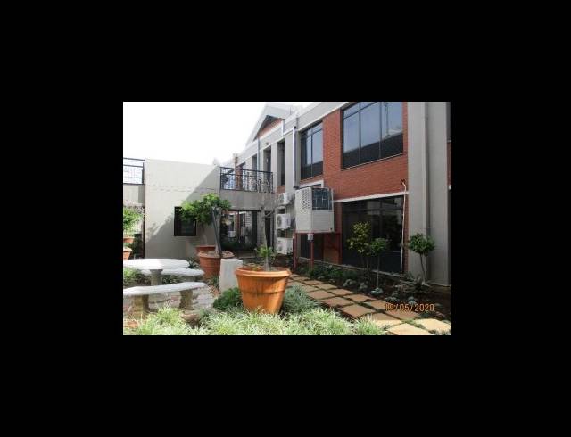 3,539.10M² OFFICE FOR SALE IN ROSEBANK